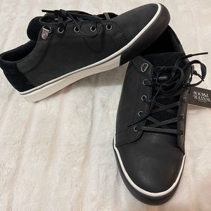 Water proof Ugg sneakers